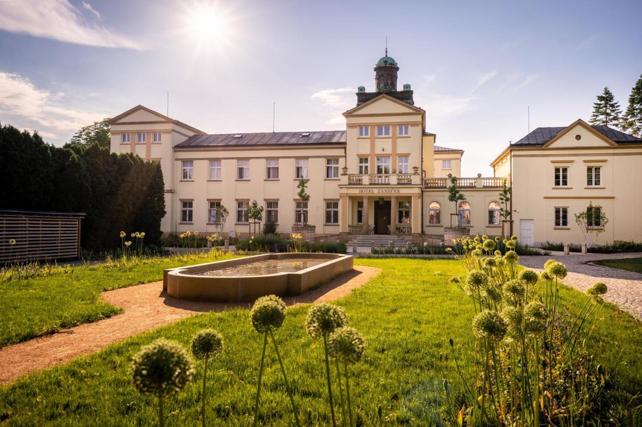 Hotel Zamecek Poděbrady Dış mekan fotoğraf